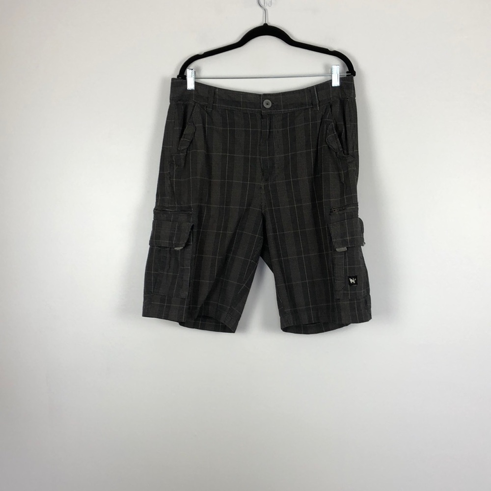 Mambo Australia men gray plaid 8 pocket cargo shorts Size 34